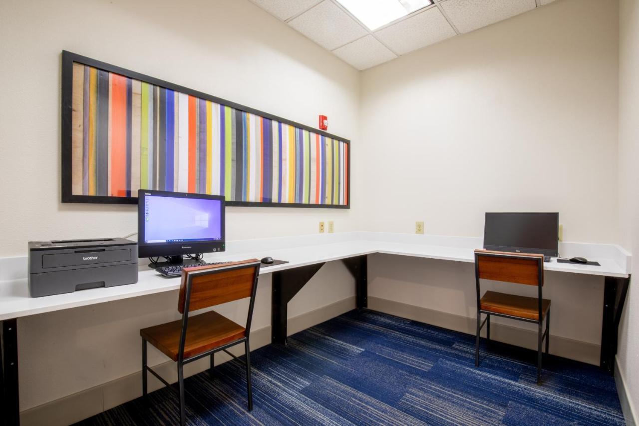 Holiday Inn Express Johnson City By Ihg Exterior foto
